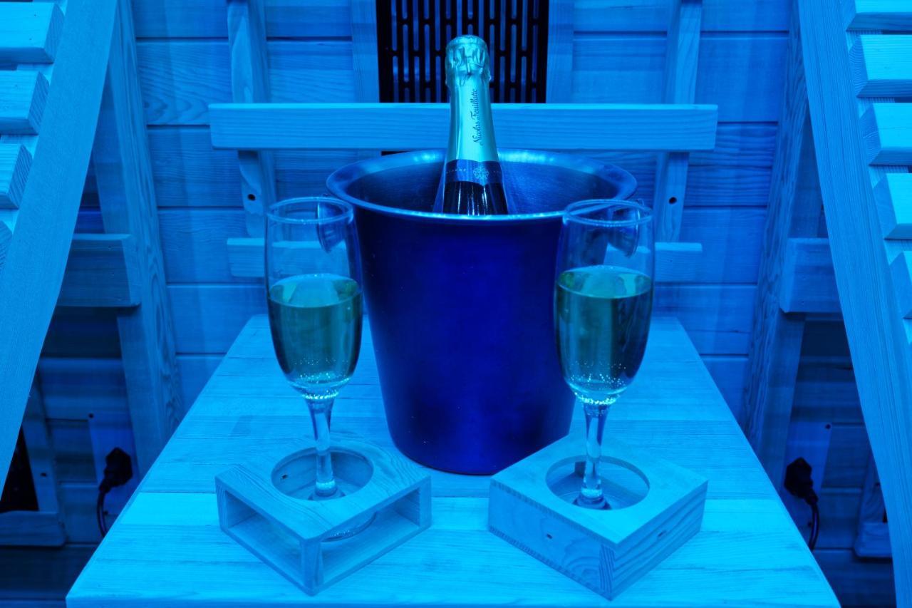 Romance Spa Nuit D'Amour เลออาฟร์ ภายนอก รูปภาพ